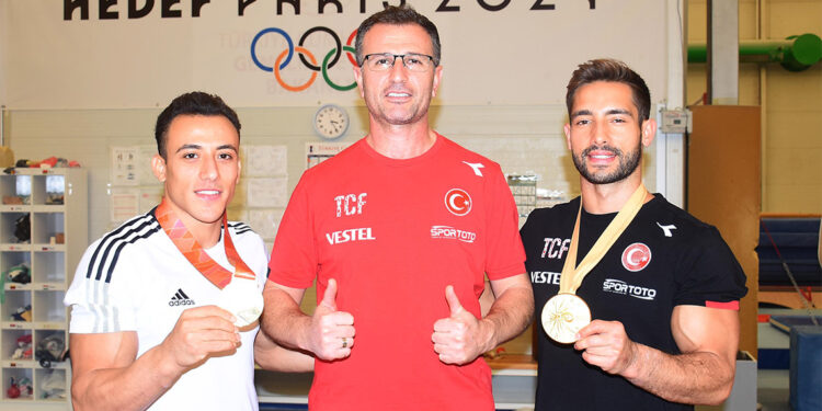 Yılmaz Göktekin ve Adem Asil İzmir'i gururlandırdı