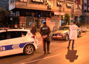 Kadıköy'de iki grup arasında silahlı kavga