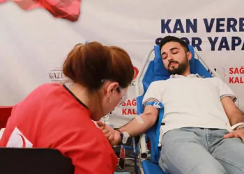 Gaziantep'te bir günde 5 bin 989 ünite kan bağışı yapıldı