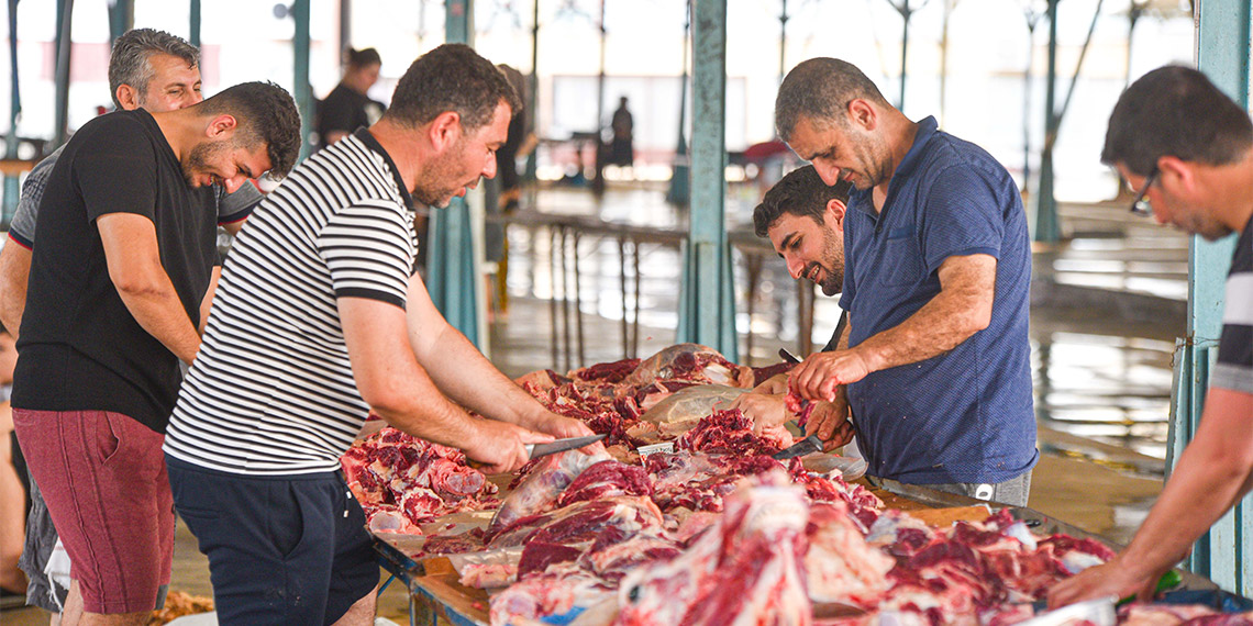 Kurban kesim yerlerinde manzara bu yıl da değişmedi