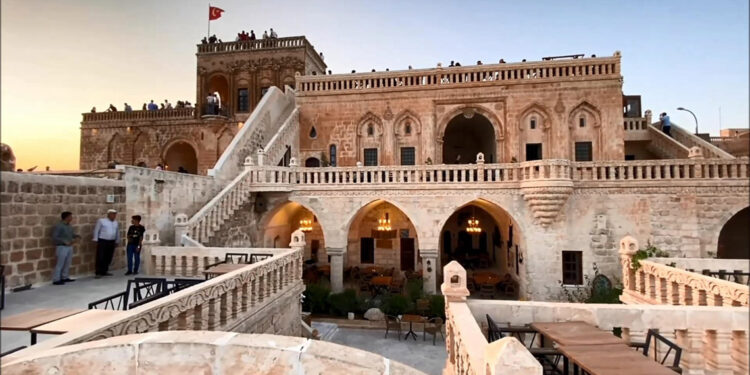 500 yıllık çarşıda restorasyon tamamlandı