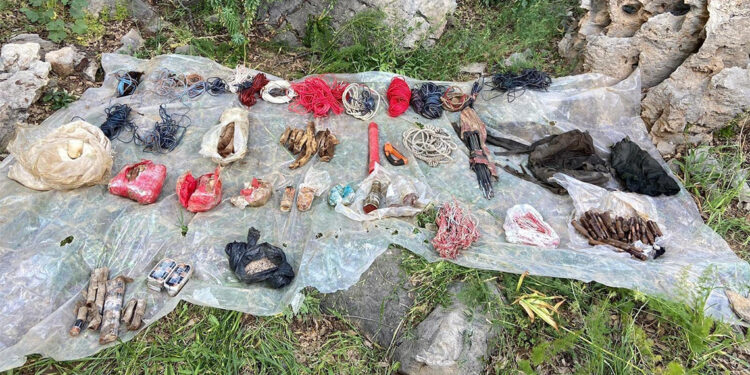 Pençe Operasyonu bölgelerinde mühimmat ele geçirildi