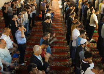 Selimiye Camii bayram namazında doldu