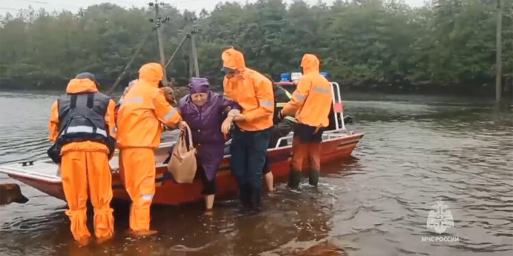 Herson bölgesinden 7 bin 78 kişi tahliye edildi