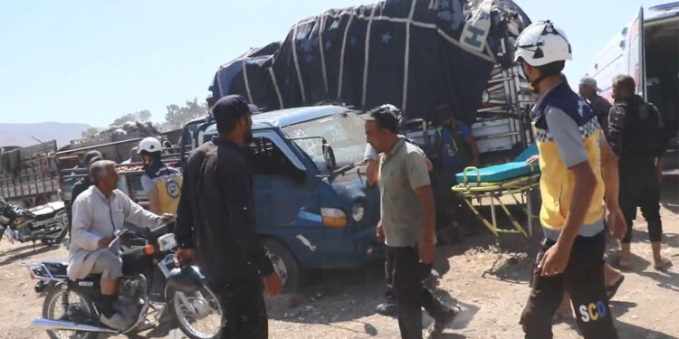 Rusya'ya ait savaş uçakları İdlib'i vurdu