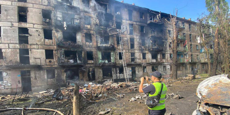 Rusya'nın Kryvyi Rih'e hava saldırısında 3 kişi öldü