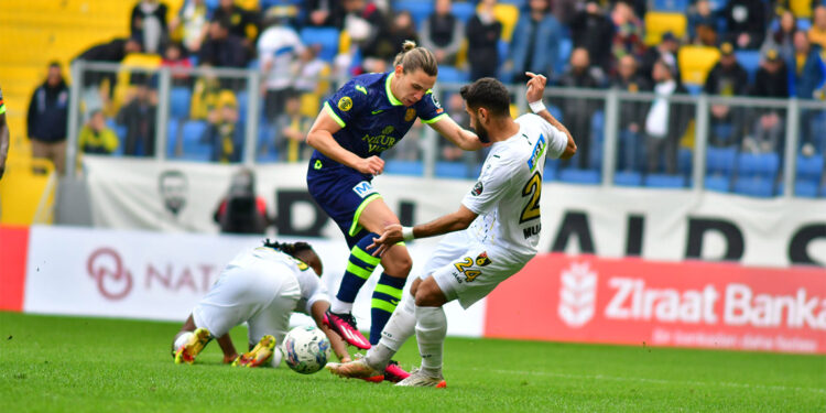 Samsunspor Kingsley Schindler'in peşinde