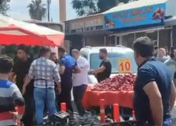 Şanlıurfa'da zabıta ile seyyar satıcı arasında arbede