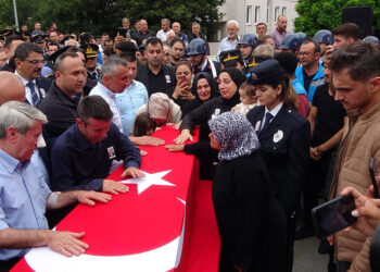 Şehit Aydın Ceylan toprağa verildi