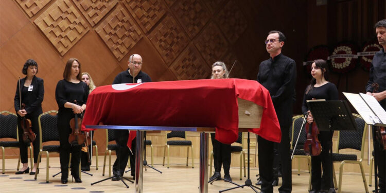 Suna Kan için CSO'da tören