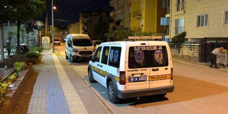 Tabancayla boğazından vurulan 16 yaşındaki Arda öldü