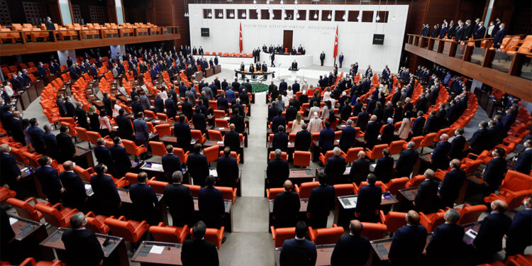 TBMM'de başkan, başkan vekili ve sözcü seçimleri yapılacak