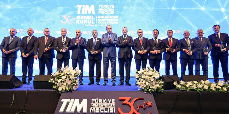 Türk Hava Yolları 'İhracat Şampiyonu' oldu