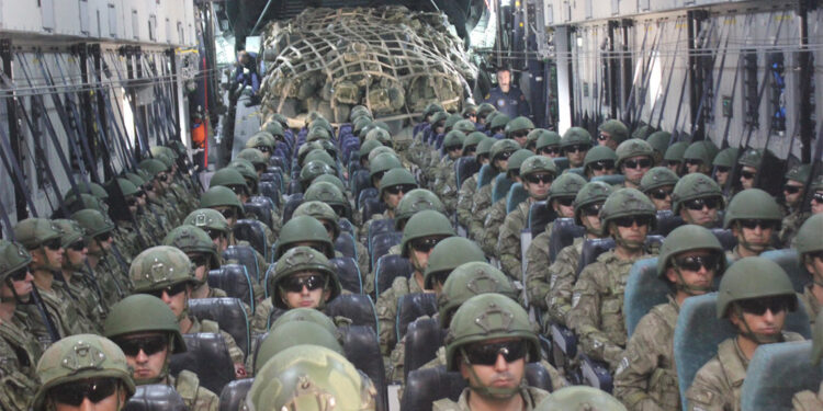 Türk askerinin Kosova'ya 2'nci ve 3'üncü intikal uçuşu tamamlandı