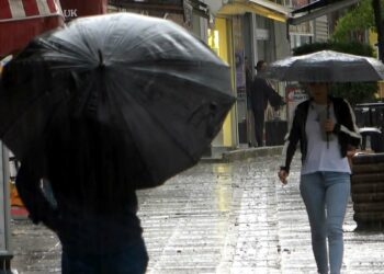İstanbul'da 4 saat içinde kuvvetli yağış uyarısı