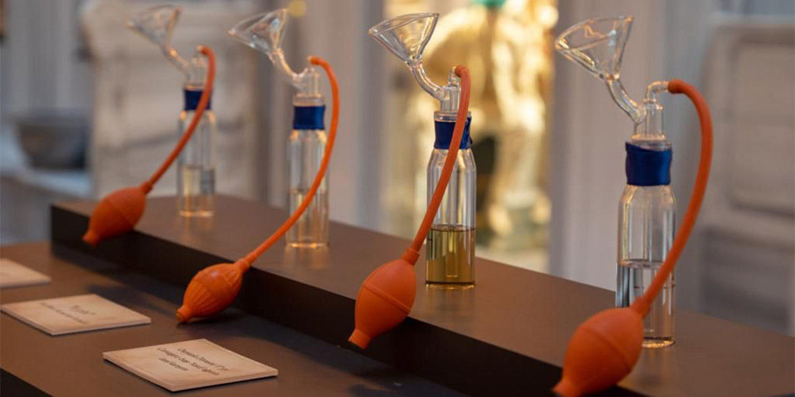 Dünya Güzel Koku Günü'ne özel sergi