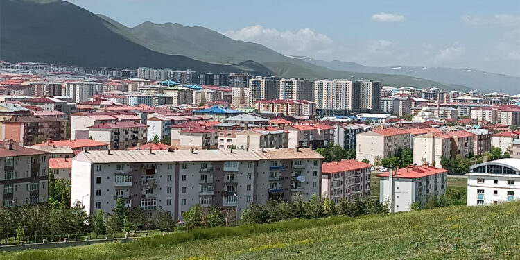 Yüksek binalar sıcaklık artışına neden oluyor