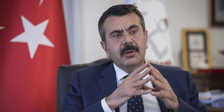 Bakan Tekin'den görevde yükselme sınavı açıklaması