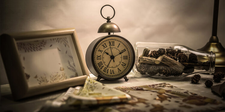 Yumacağız gözlerimizi bir gün