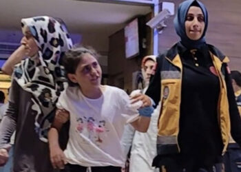 12 yaşındaki Ecrin'in tahterevalliye sıkışan parmağı koptu
