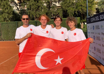 14 Yaş Erkek Milli Tenis Takımı finale yükseldi