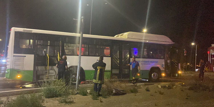 15 yaşındaki çocuk, halk otobüsünü kaçırdı