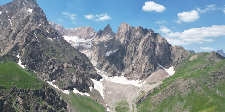 20 bin yıllık Cilo Buzulları için örtü önerisi 