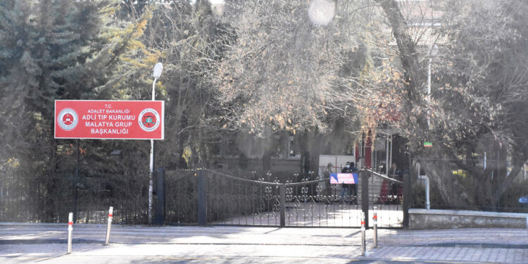 22 yaşındaki Büşra Alper, eşi tarafından katledildi