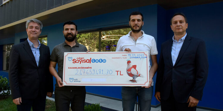 60 liralık kuponla tarihin en büyük ikramiyesini kazandı