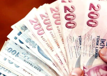En düşük memur maaşının 22 bin liraya yükseltilmesi teklifi TBMM'de