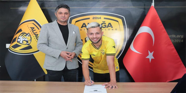 Aliağa FK, Emirhan Karagülle ile anlaştı