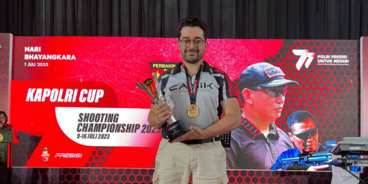 Alperen Kıvılcım Endonezya'dan şampiyonlukla döndü