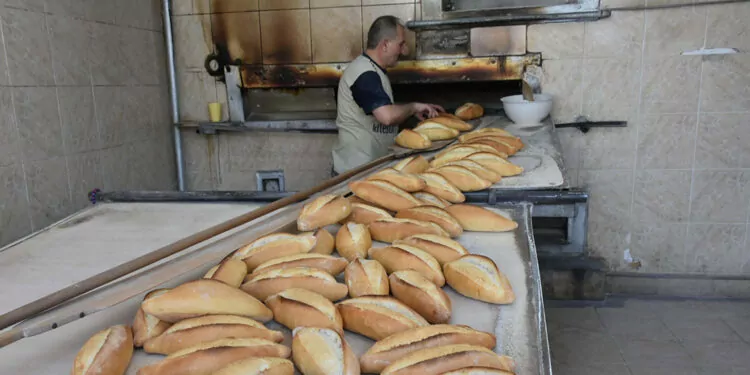 Ankara'da ekmeğin fiyatı 7 lira oldu