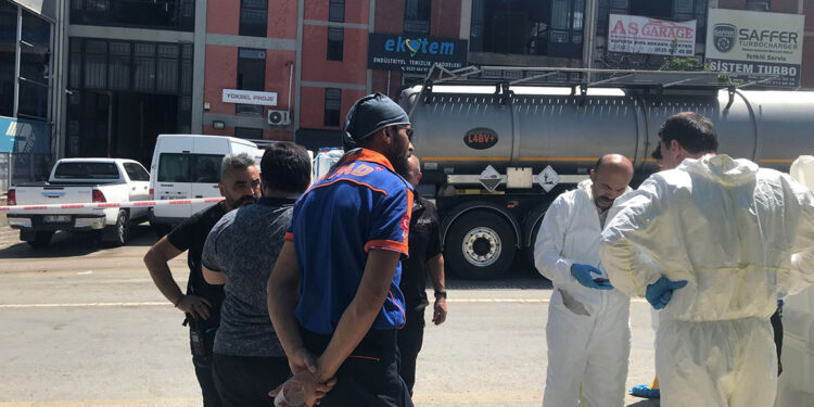 Ankara'da temizlik maddesi üretilen fabrikada patlama