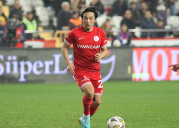 Antalyaspor'da Shoya Nakajima ile yollar ayrıldı