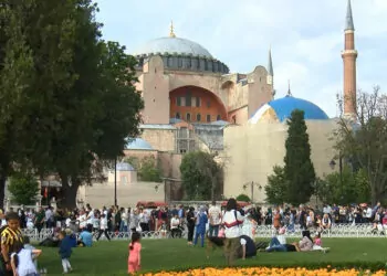 Ayasofya camisi, 3 yılda 21 milyon ziyaretçi ağırladı