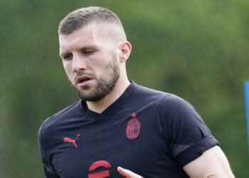 Beşiktaş, Ante Rebic'i kadrosuna katıyor