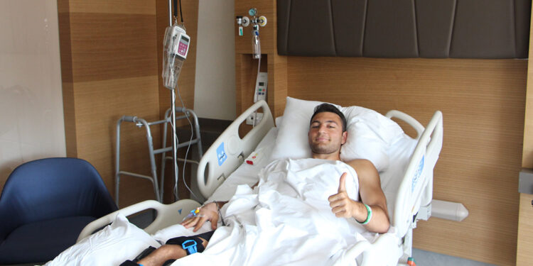 Beşiktaşlı futbolcu Emrecan Uzunhan ameliyat oldu 