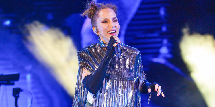 Bodrum Antik Tiyatro'da, Sertab Erener konseri