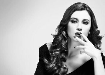 Burcu Gönder'den yeni film: Efsane