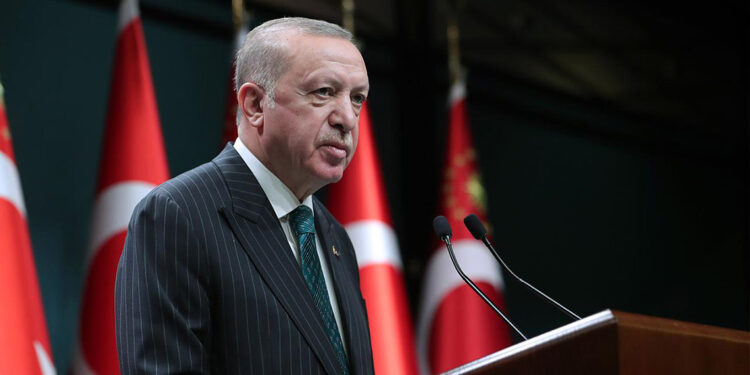 Cumhurbaşkanı Erdoğan milli sporcuları tebrik etti