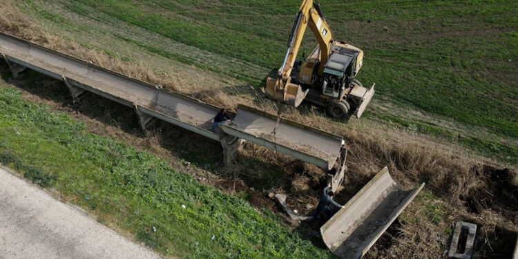 Depremlerde hasar gören sulama altyapıları onarılıyor