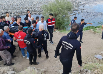 Dicle Nehri'nde boğuldu