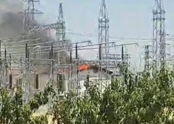 Diyarbakır’da elektrik santral deposunda yangın