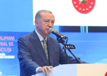 Erdoğan'dan Kıbrıs çağrısı: Siyasi kısıtlamaları kaldırın