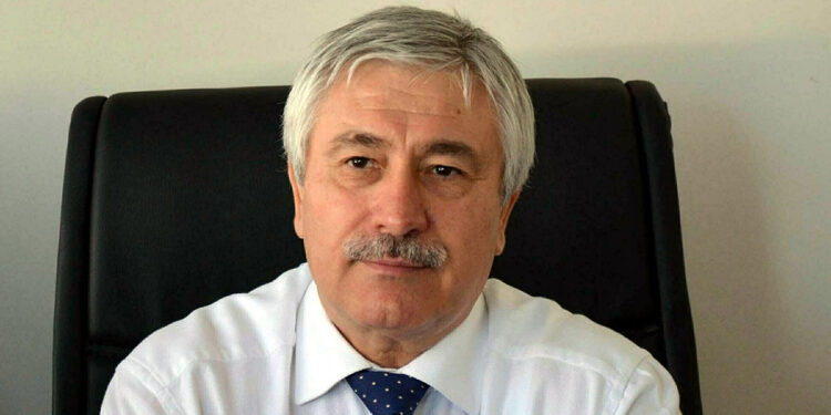 Eski rektör Mustafa Cüneyt Hoşcoşkun, tutuklandı