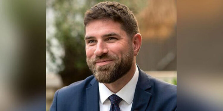 Evine saldırı yapılan Belediye Başkanı, OHAL istedi