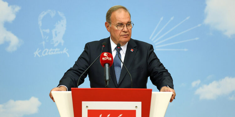 Faik Öztrak'tan vergi zamlarına tepki