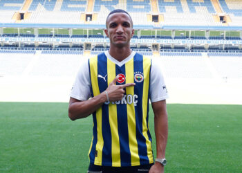 Fenerbahçe, Rodrigo Becao transferini açıkladı