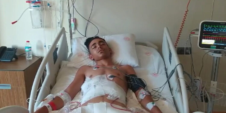 Futbolcu Ömer Faruk Kayaca'ya bıçaklı saldırı